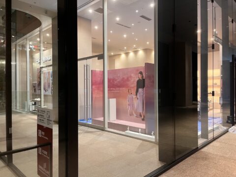 ヒルズアヴェニューKITTE大阪店 什器作成・施工・塗装・インクジェット施工